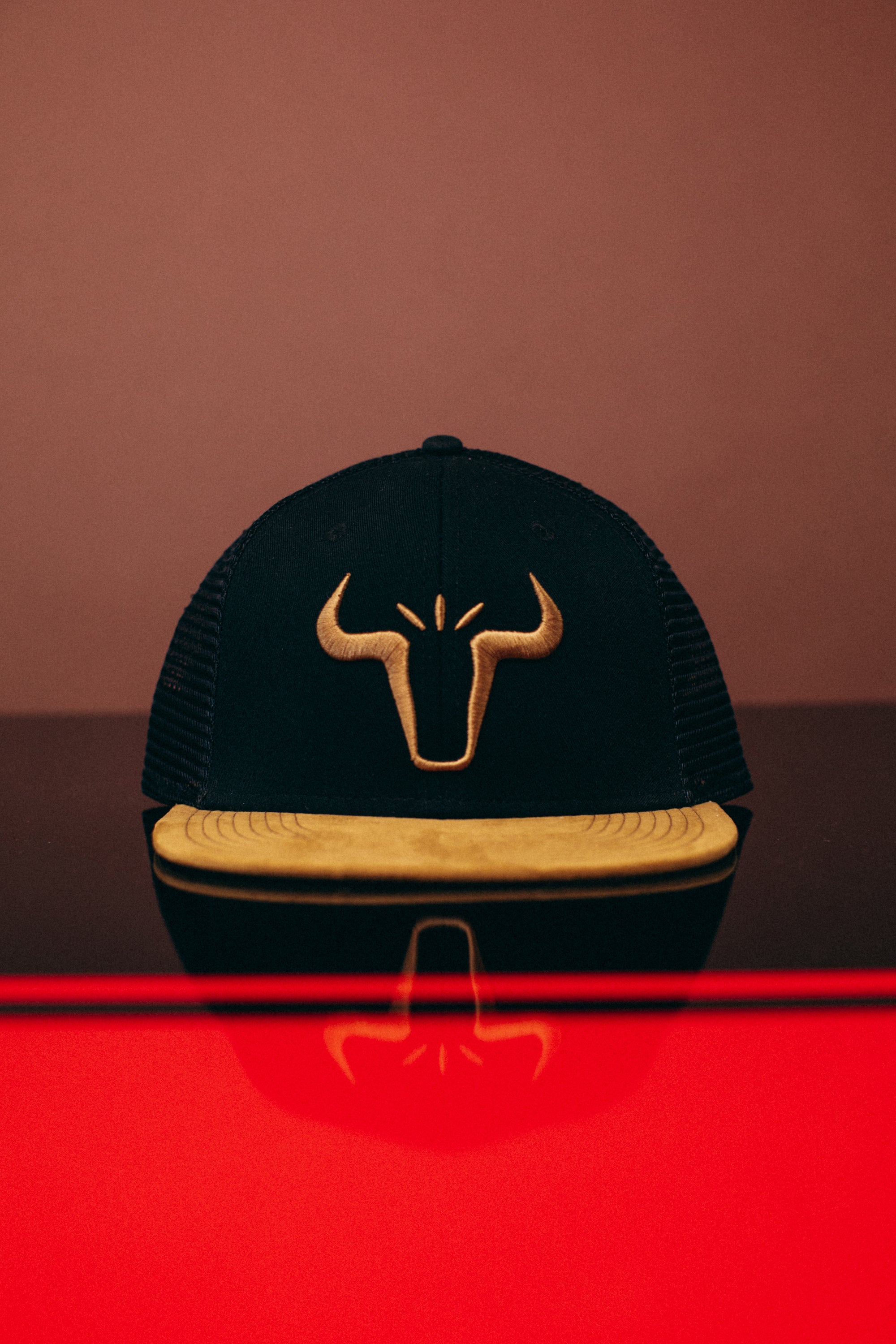 Gorra Steak And Beer Negra y Dorado